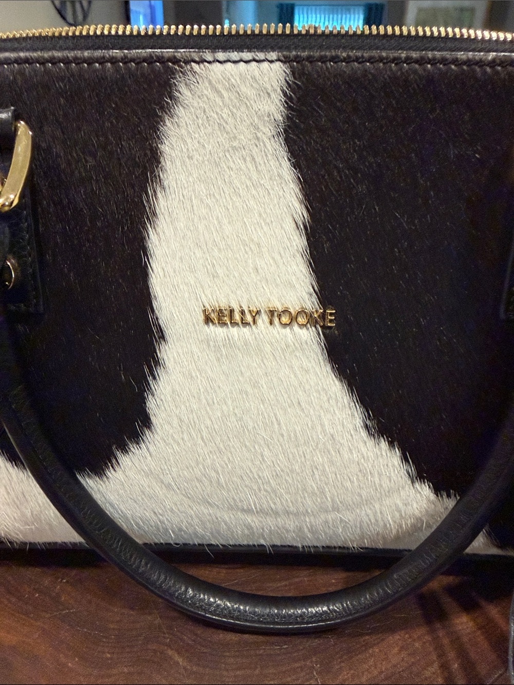 Kelly Tooke- Black & White Haircalf Satchel w/tassel & shoulder strap. - Picture 8 of 8